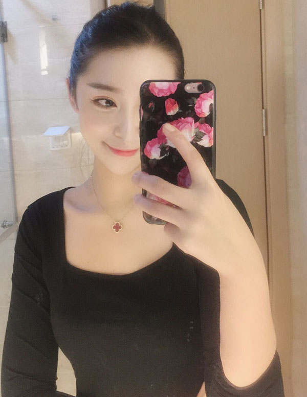 新加坡模特预约微信